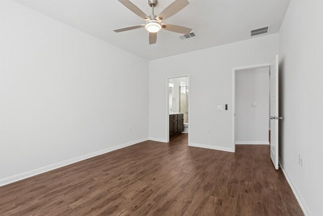 Building Photo - 6101 Steep Cactus Trail