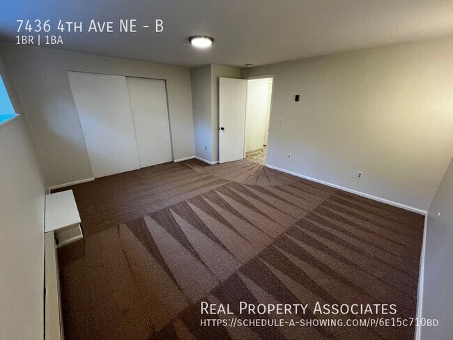 Building Photo - 7436 4th Ave NE