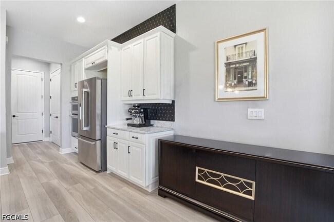 Building Photo - 3549 Pilot Cir