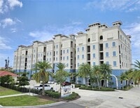 Building Photo - 503 N Tamiami Trail