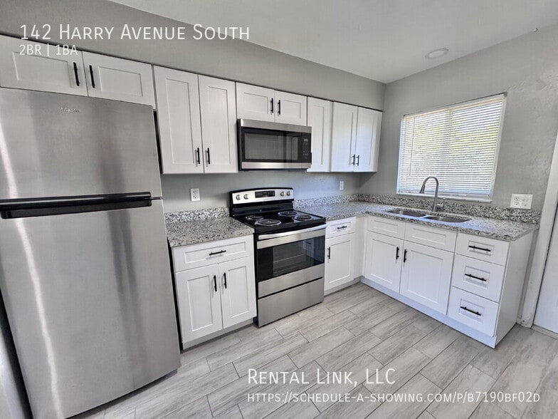 Building Photo - 142 Harry Ave S
