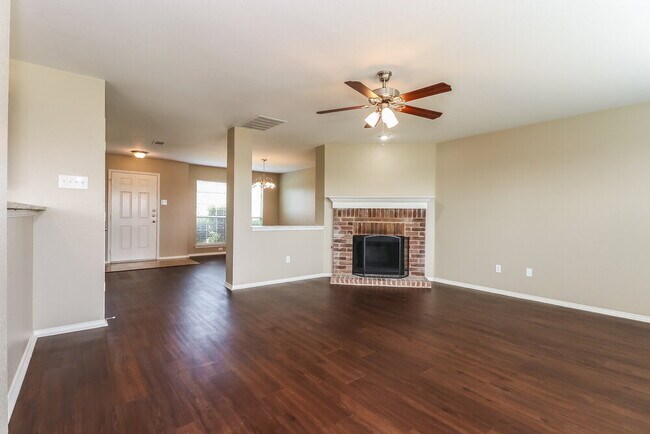 Building Photo - 9316 Liberty Crossing Dr