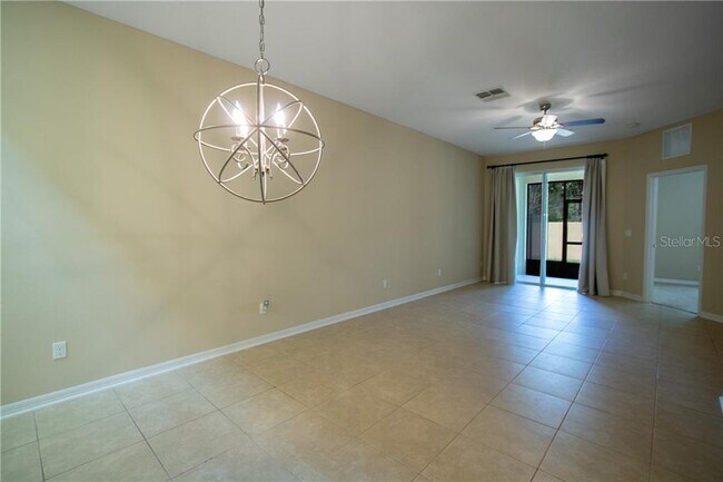 Building Photo - 14450 Desert Haven St