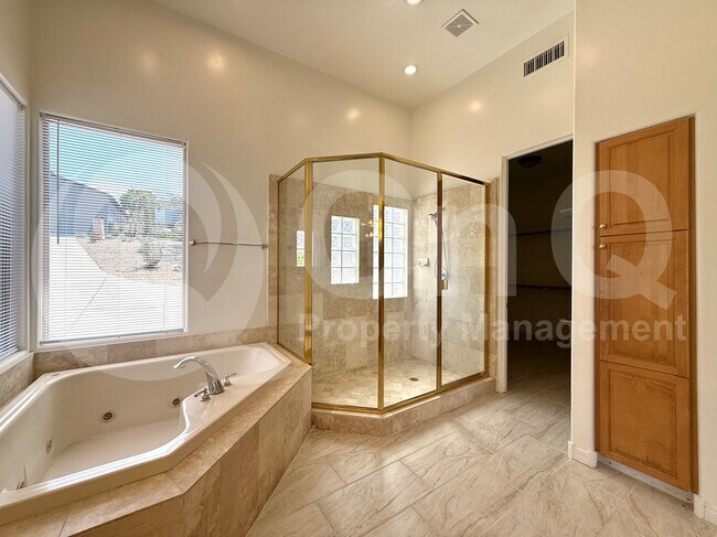 Building Photo - 15104 E Ridgeway Dr