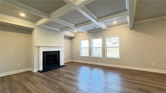 Building Photo - 4587 Silver Oak Dr SW