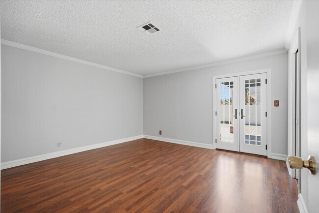 Building Photo - 5389 Kalmia Dr