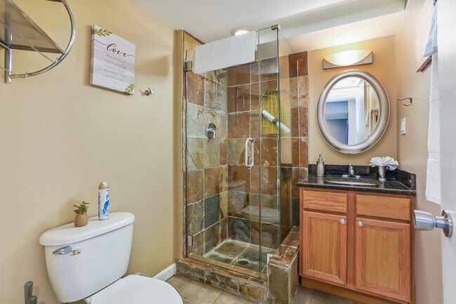 Building Photo - 2247 N 74th Ct