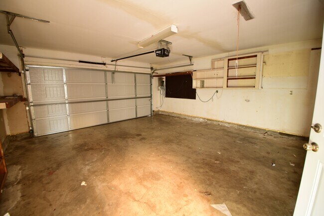 Building Photo - 1608 S 1st Pl