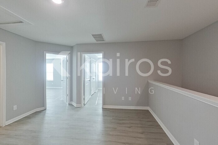 Building Photo - 5611 Littoral Rd