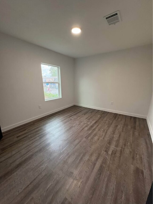 Building Photo - 16409 Pecan St
