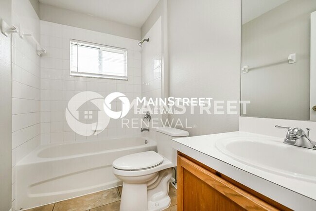 Building Photo - 3 Bedroom Pet-Friendly Home in Riverview, FL with Main Street Renewal