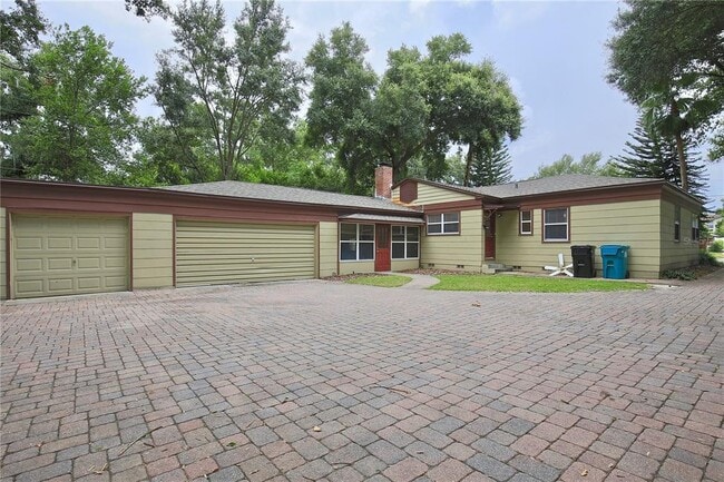 Building Photo - 1808 Delaney Ave