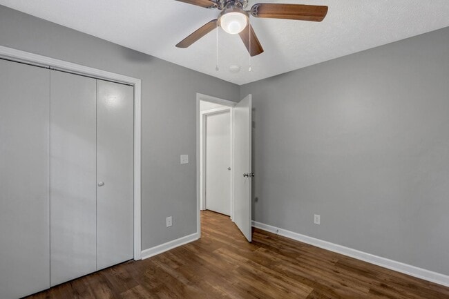 Building Photo - Three Bedroom Ranch w/ Basement in Dover w...