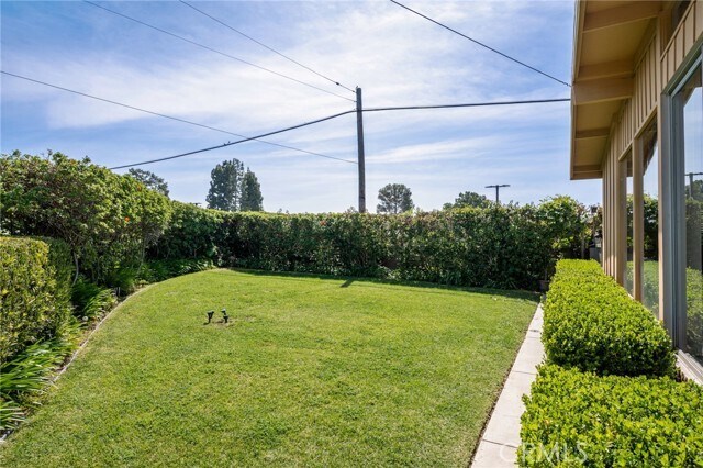 Building Photo - 1935 W 1st St