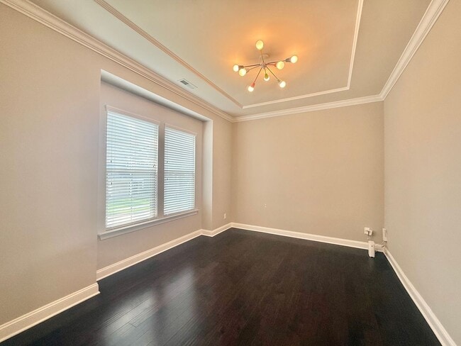 Building Photo - Modern, Luxurious 3BD, 2.5BA Cary Home with Solar Panels & Detached 2-Car Garage with EV Charger ...