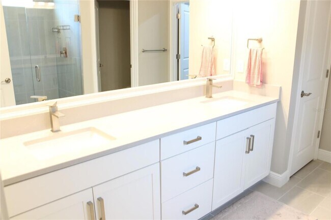 Building Photo - 5721 Long Shore Loop