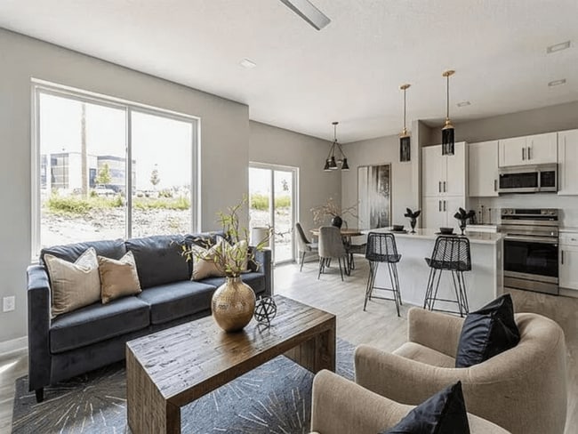 Building Photo - 15588 Rocklyn Dr