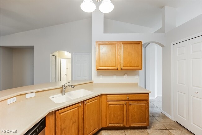 Building Photo - 3004 15th St W