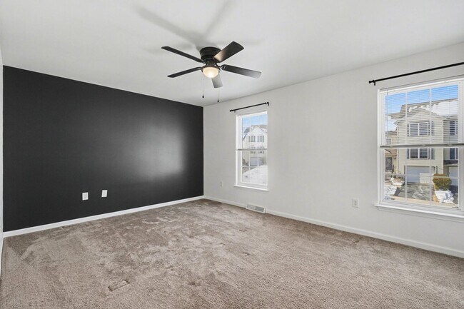 Building Photo - 54 Woodmyre Ln