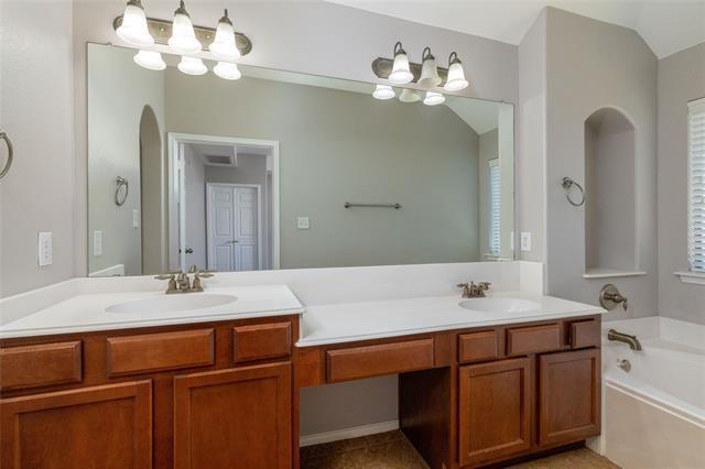 Building Photo - 115 Bear Claw Ct