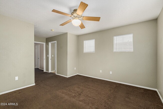 Building Photo - 1371 S Boulder St