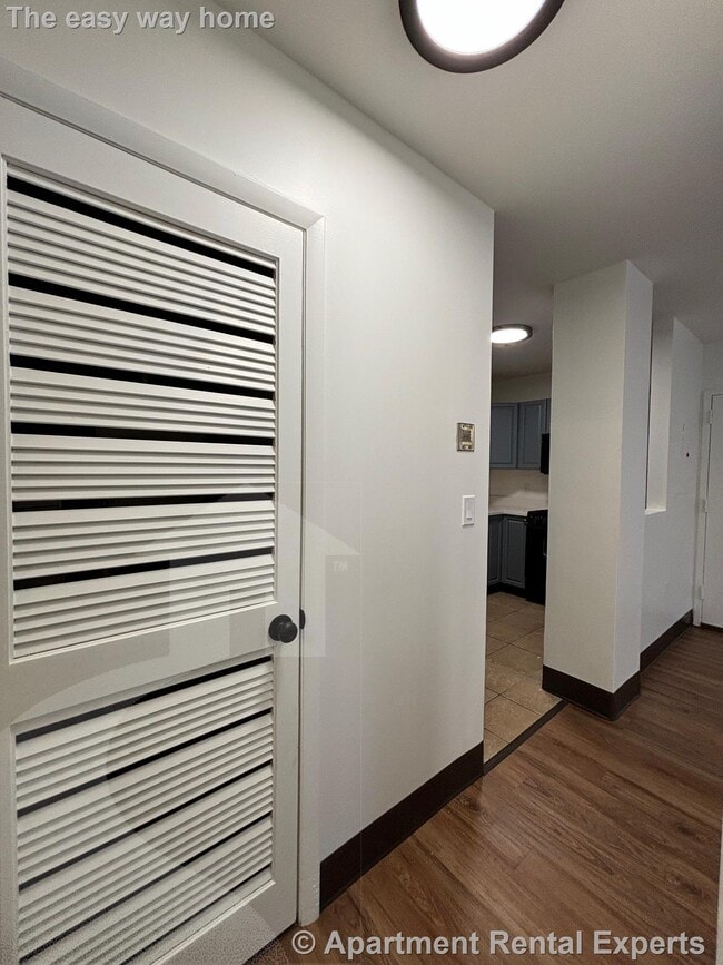 Building Photo - 1 Franklin St