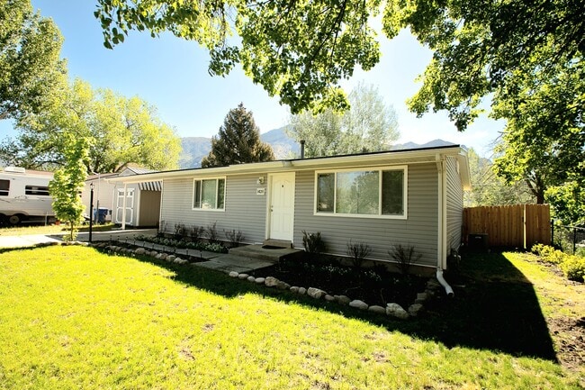 Building Photo - 1428 N Porter Ave