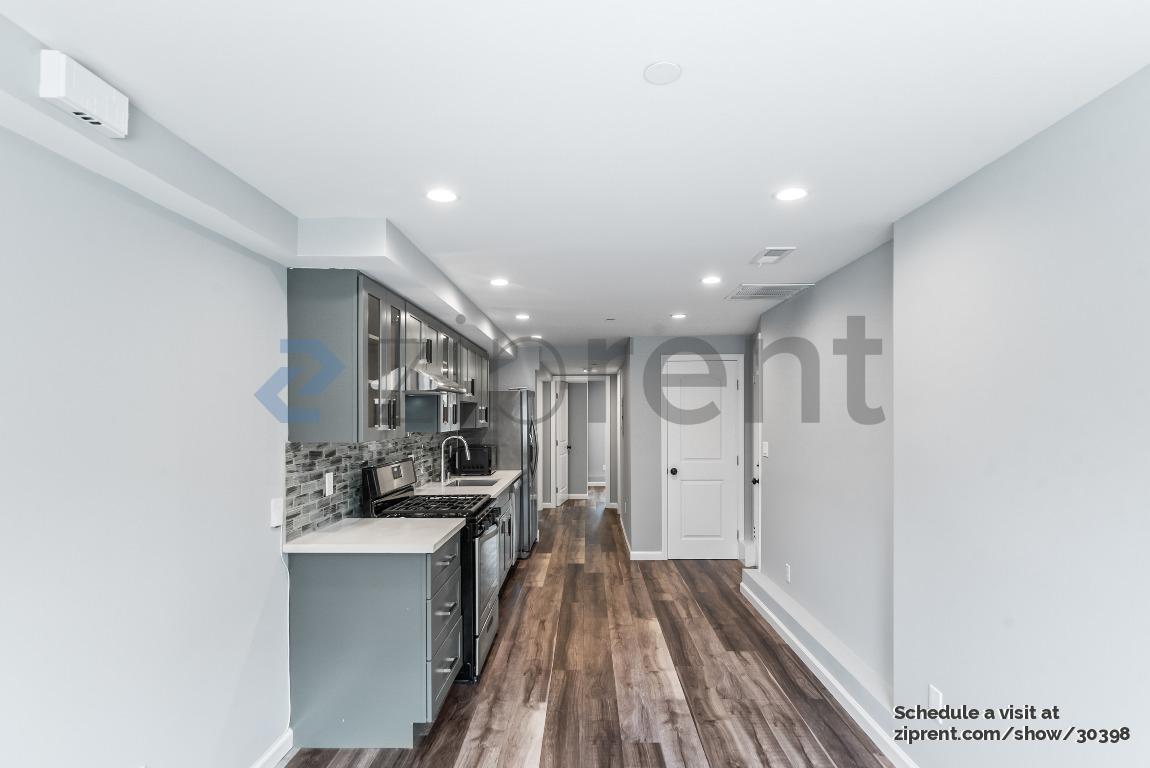Building Photo - Unit A