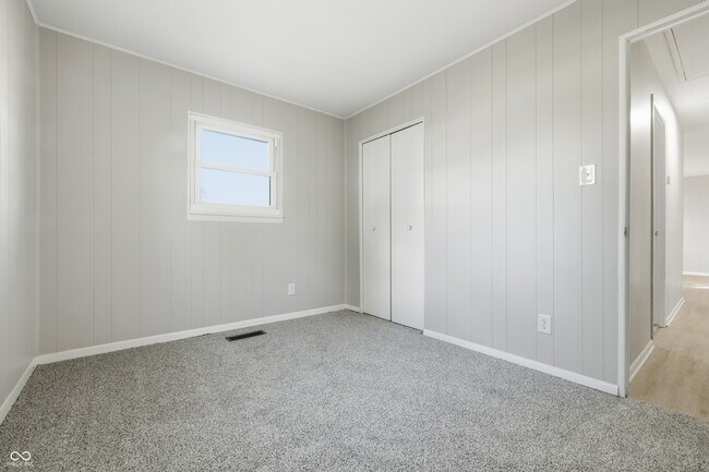 Building Photo - 2908 S Walcott St