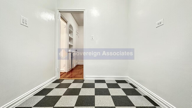 Floorplan - 600 West 218th Street