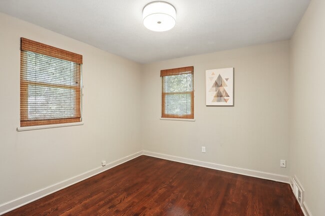 Building Photo - 8125 Lamar Ave