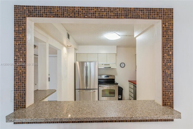 Building Photo - 18151 NE 31st Ct