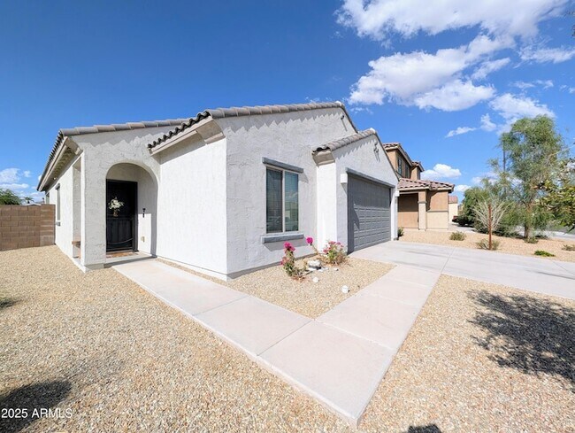 Building Photo - 24458 W Verlea Dr