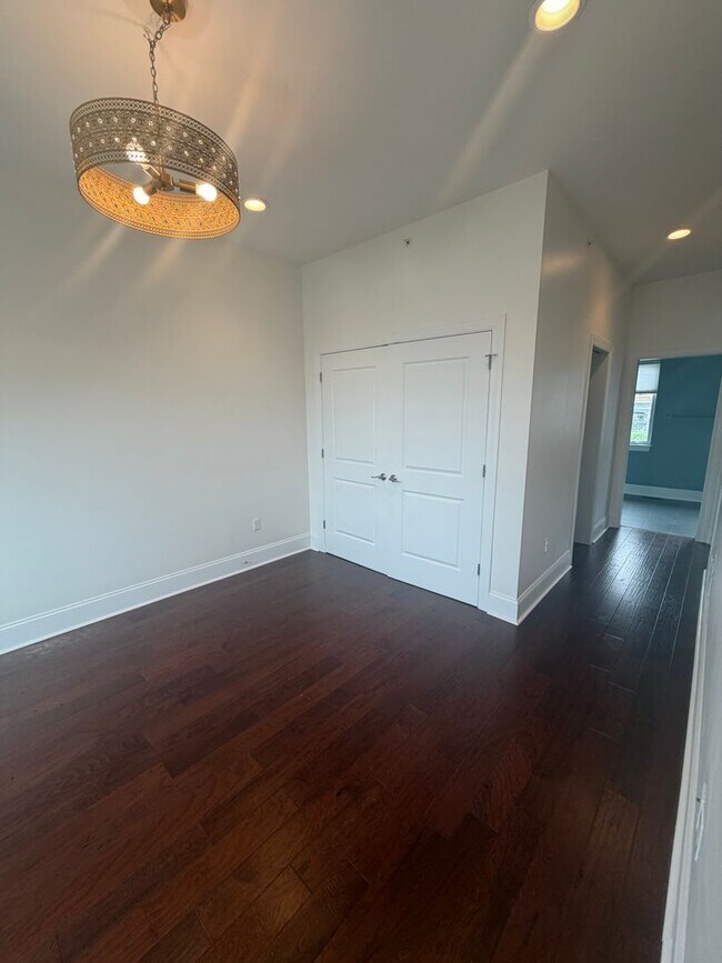 Building Photo - Luxury 3 Bedroom Condo in the Heart of Lawrenceville