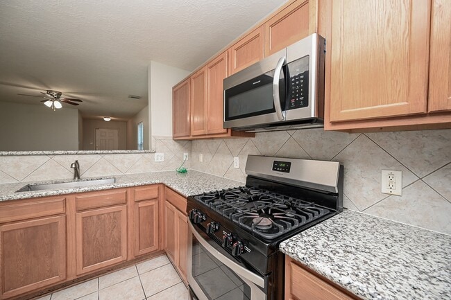 Building Photo - 3635 Garrison Run Dr