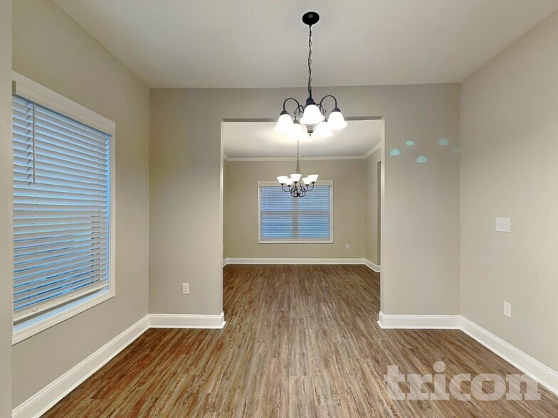 Building Photo - 7020 Prune Ln