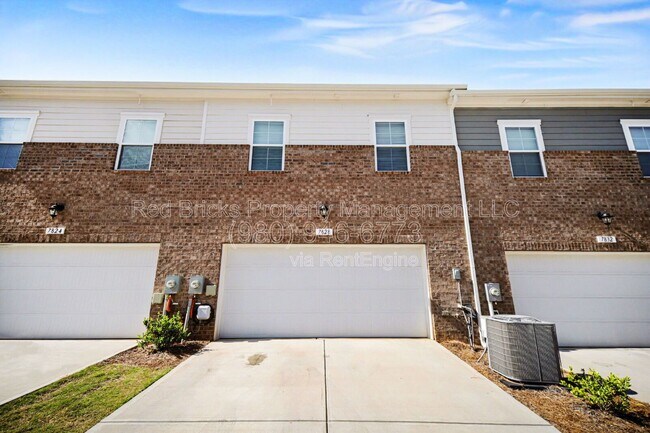 Building Photo - 7828 Nelson Rd