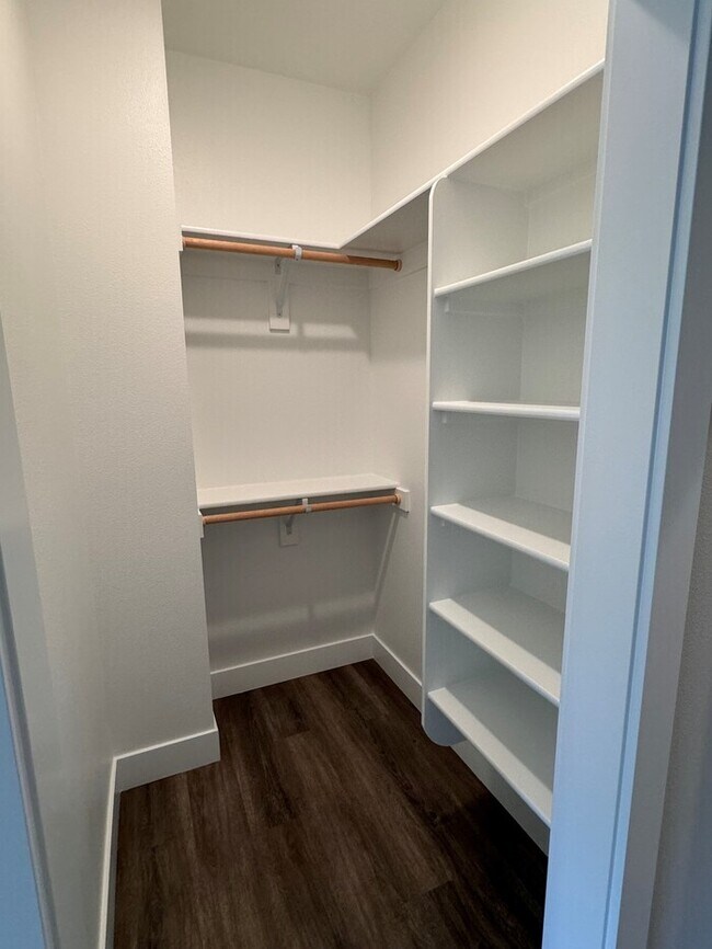 Building Photo - New Home Will Be Ready For Move In June 1st! One Block From Linfield University! Must See Today!