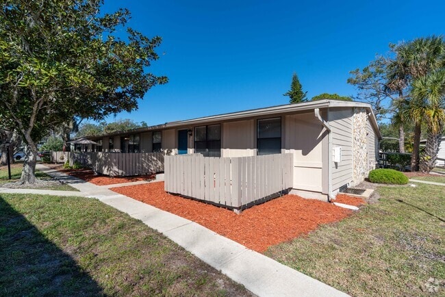 Building Photo - The Cottages @ Sugartree