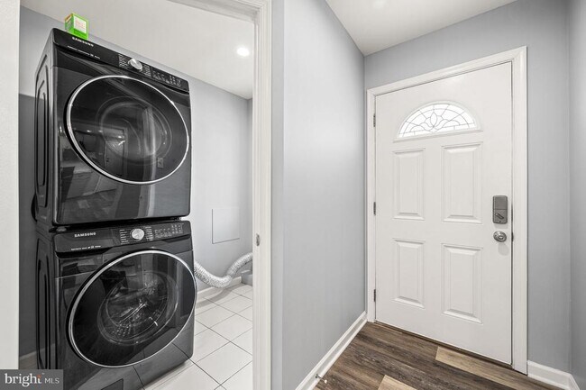 Building Photo - 34 Shepherd Ln