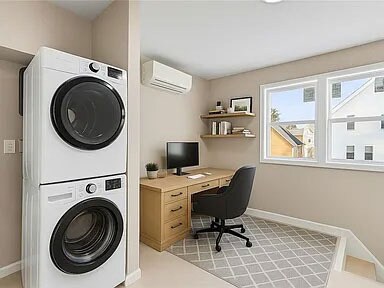 In Unit Washer/Dryer - 265 California Ave