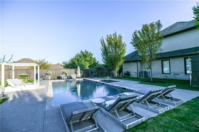 Building Photo - 13220 Rock Canyon Rd