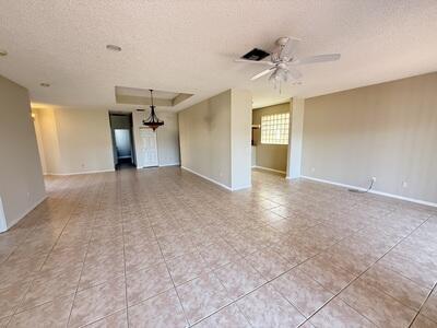 Building Photo - 10839 Madison Dr