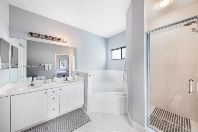 Building Photo - 22536 SW 94th Pl