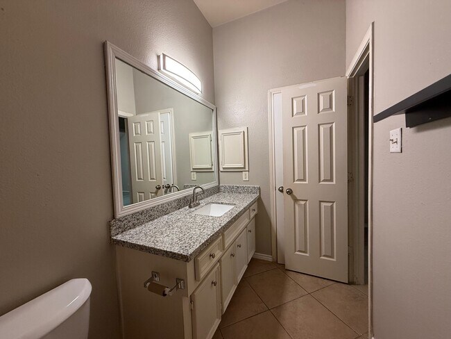 Building Photo - 4507 Indian Gardens Way