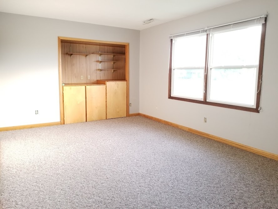 Building Photo - 1050 1/2 S Jones Blvd