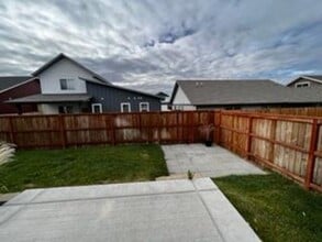 Building Photo - Beautiful single-level  home in Bozeman