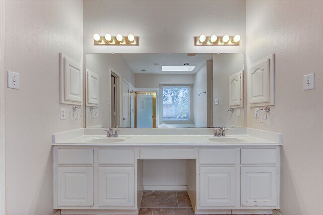 Building Photo - 1107 Magnolia Woods Ct