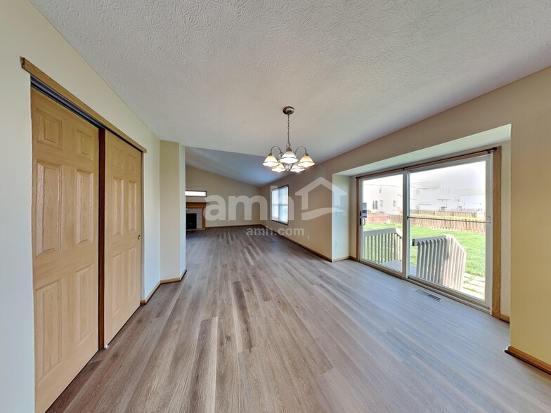 Building Photo - 219 Hayfield Dr