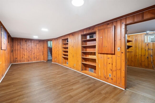 Building Photo - 5 Lincoln St